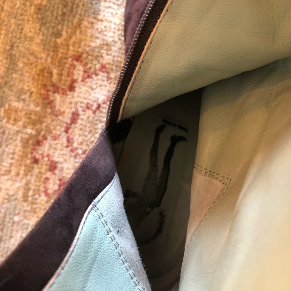 Italian suede boots. Brown. Size 9. - Picture 3 of 5